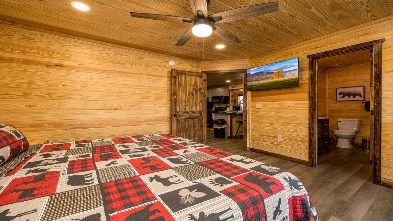 Mountain Whispers Villa Sevierville Exterior photo